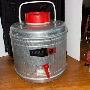 1950s Poloron FEATHERFLITE Vacucel®️ Foam Insulation ribbed aluminum picnic jug